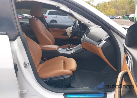 2022 BMW 430I Gran Coupe z USA, uszkodzony, nr VIN WBA63AV00NFL96433